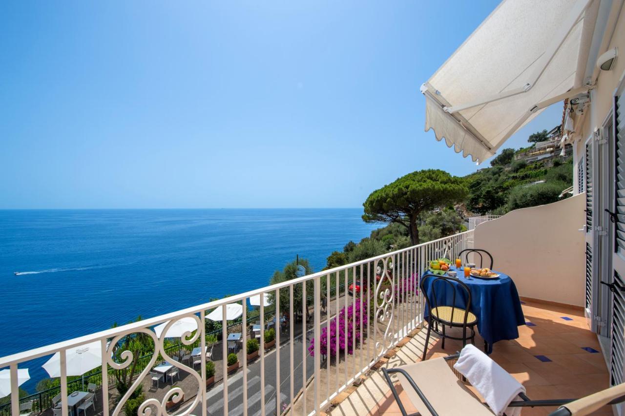 Open Gate Hotel Praiano Exterior photo