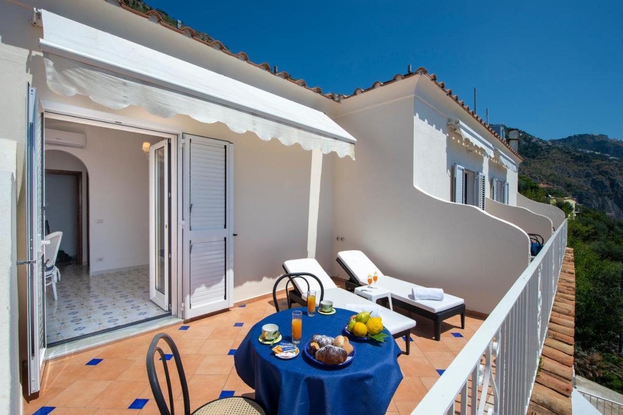 Open Gate Hotel Praiano Exterior photo