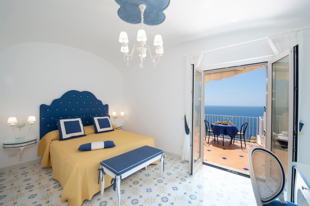 Open Gate Hotel Praiano Exterior photo