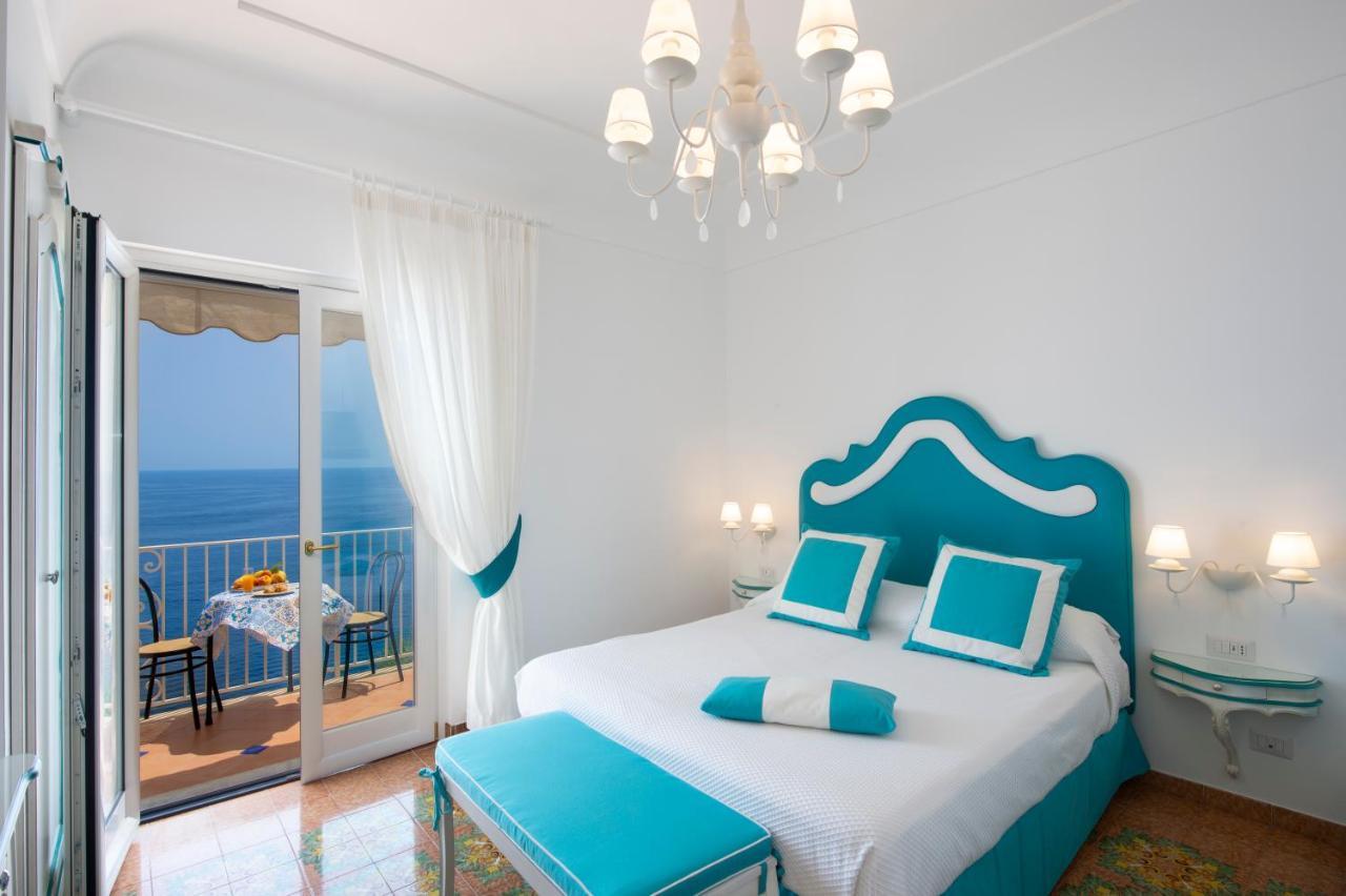 Open Gate Hotel Praiano Exterior photo