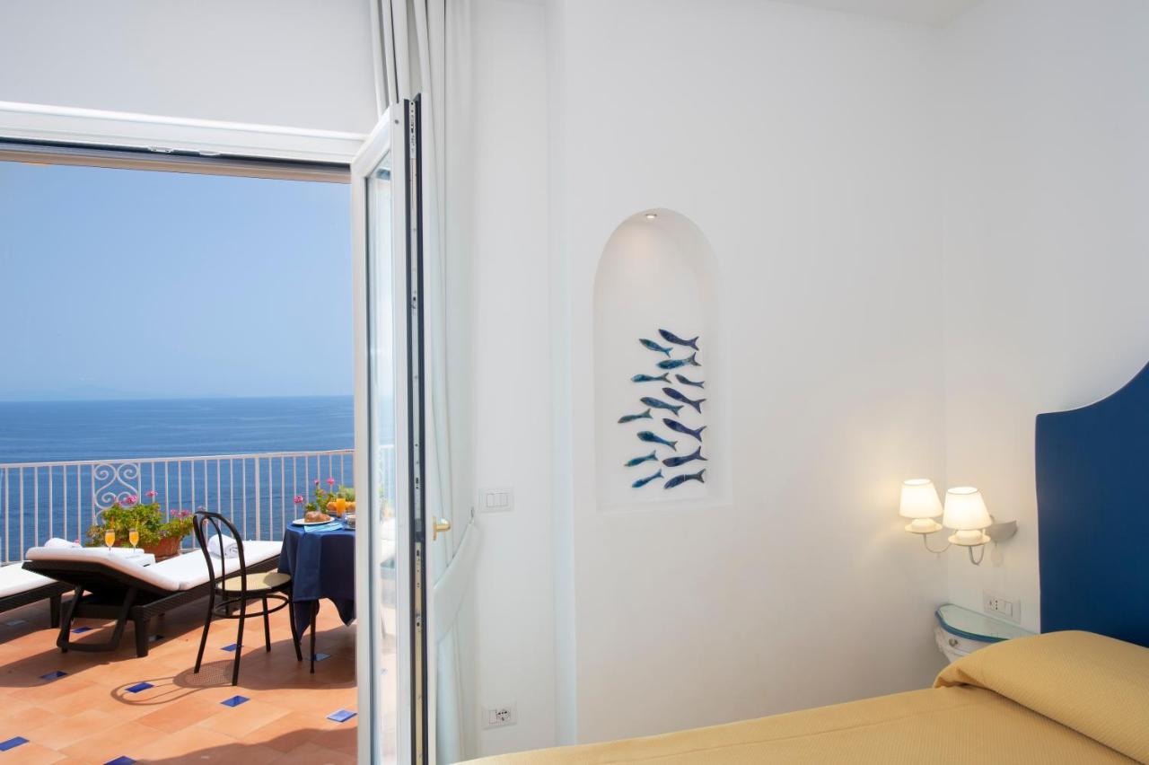 Open Gate Hotel Praiano Exterior photo