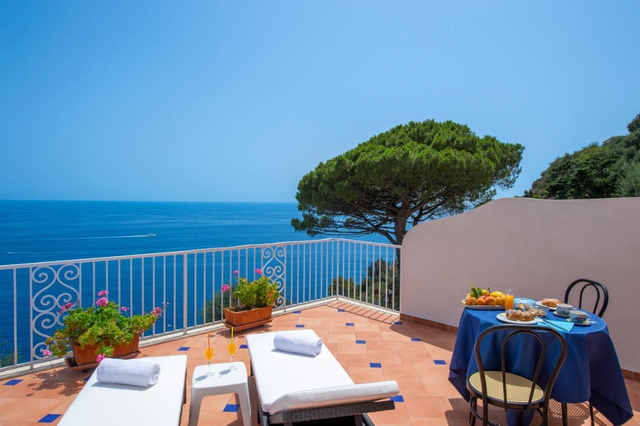 Open Gate Hotel Praiano Exterior photo