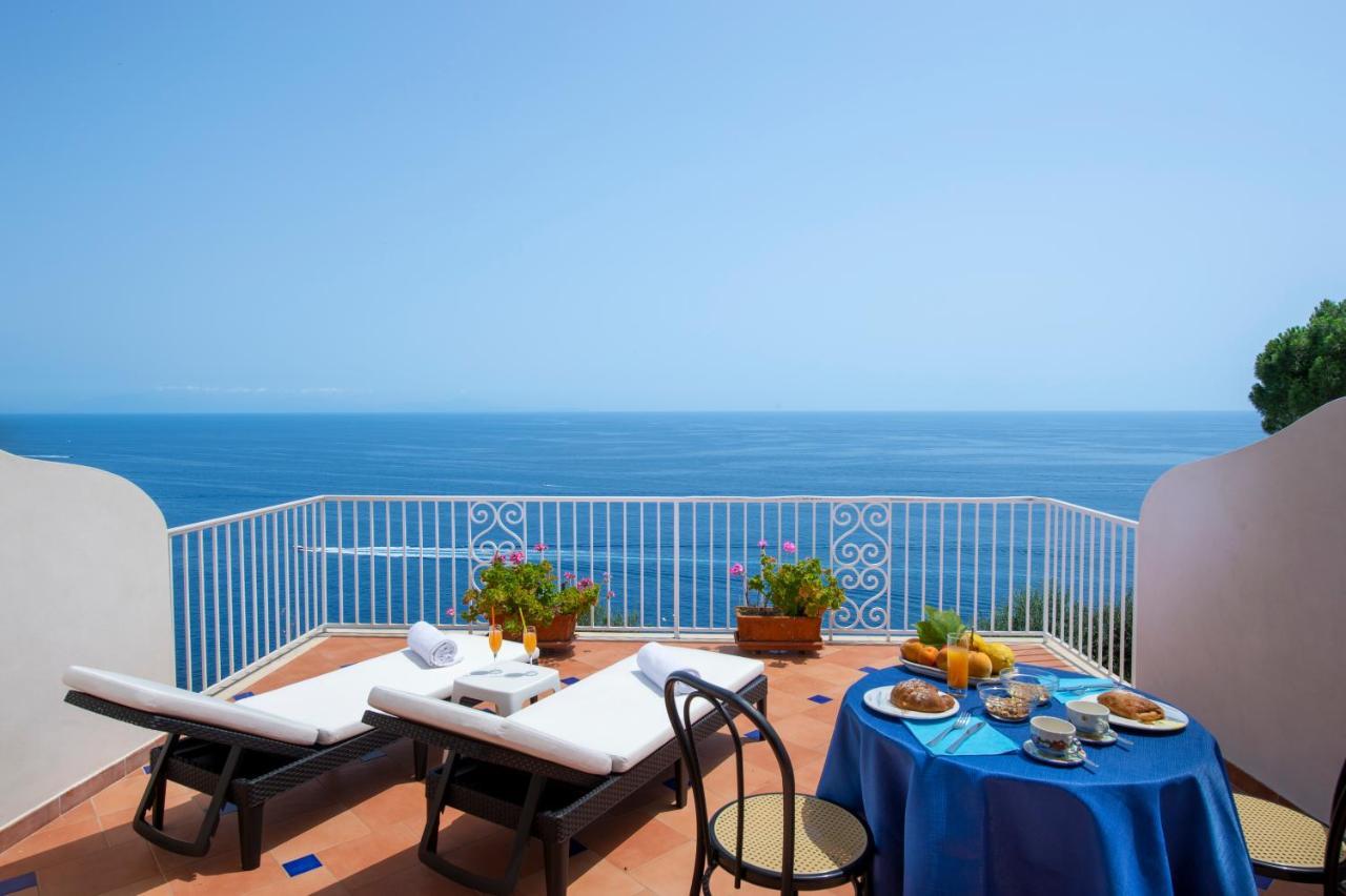 Open Gate Hotel Praiano Exterior photo