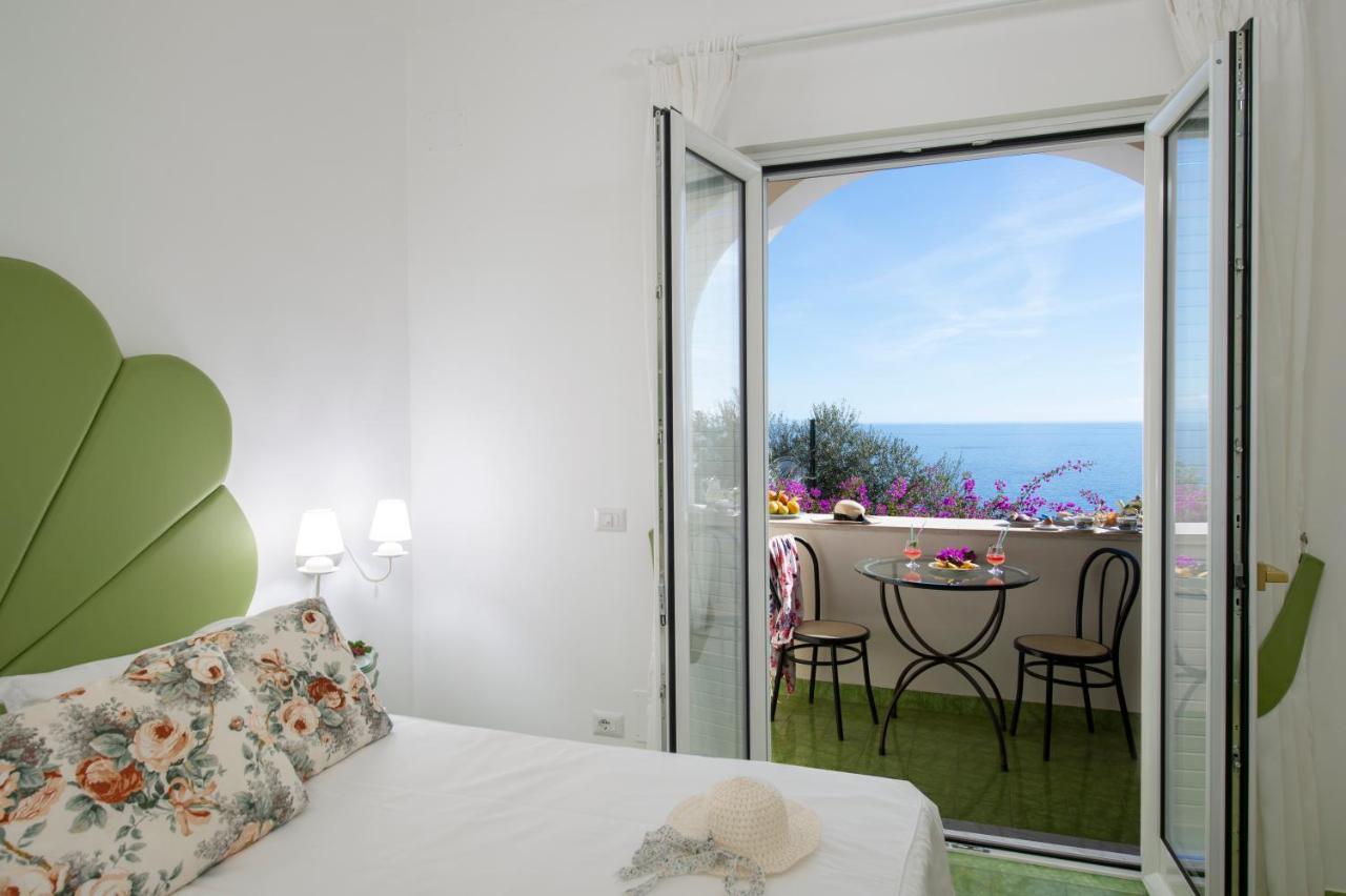 Open Gate Hotel Praiano Exterior photo