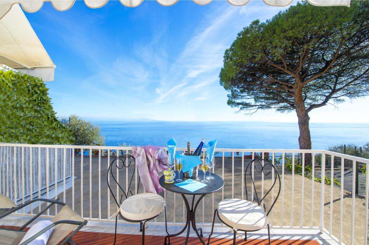 Open Gate Hotel Praiano Exterior photo