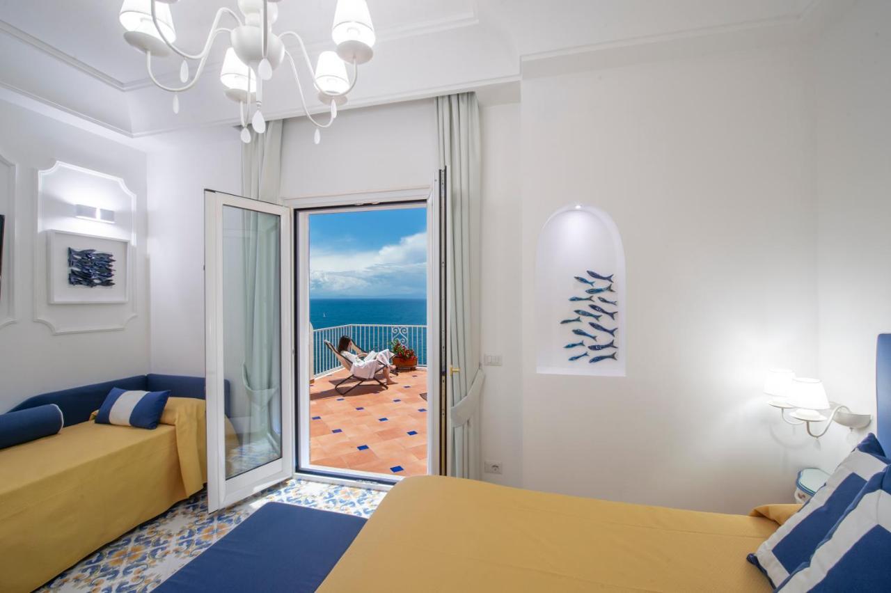 Open Gate Hotel Praiano Exterior photo